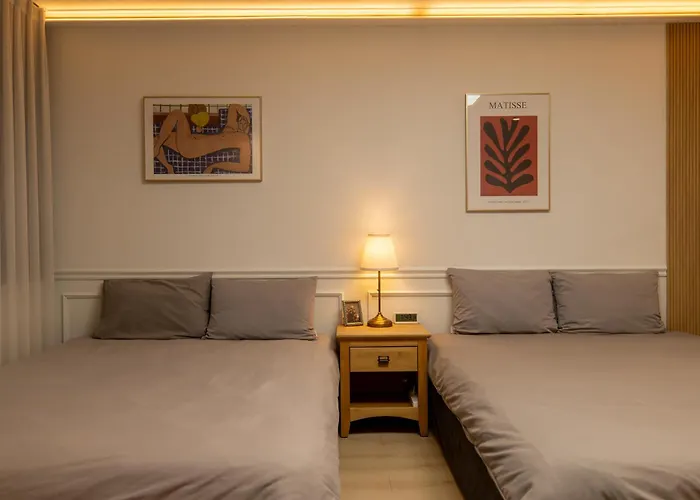 Direct Elevator To Hongdae Station, New By 13yr Superhost *