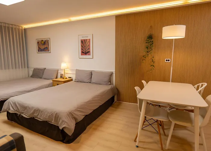 아파트 Direct Elevator To Hongdae Station, New By 13yr Superhost