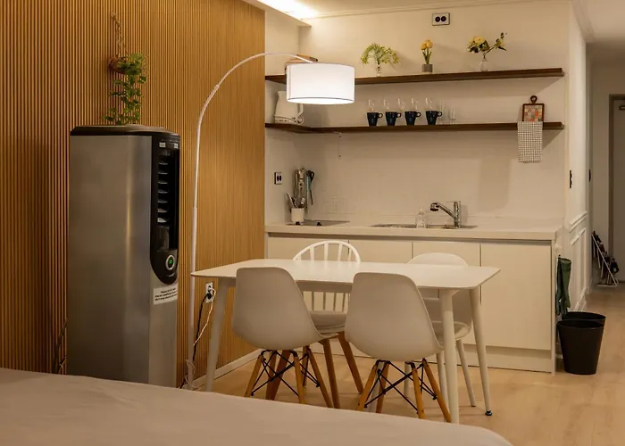 아파트 Direct Elevator To Hongdae Station, New By 13yr Superhost *
