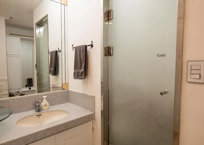 Direct Elevator To Hongdae Station, New By 13yr Superhost 아파트 서울특별시